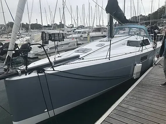 Pogo 36 in La Trinité-sur-Mer / Port de la Trinité-sur-Mer - image 1