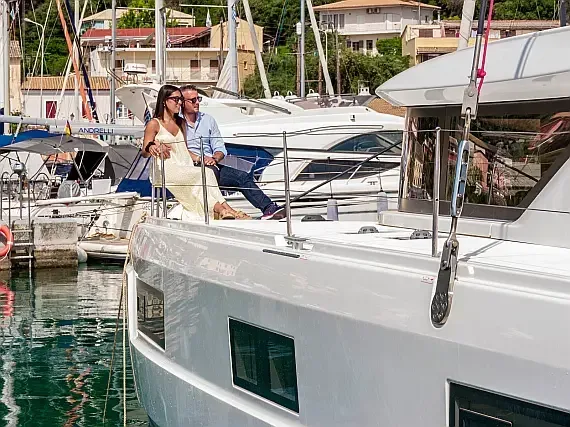 Lagoon 46 in Corfu / Mpenitses / Marina Benitses - image 1