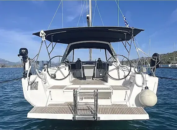 Oceanis 48 in Athens / Alimos Marina - image 1