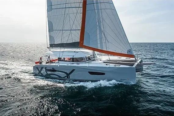Excess 14 in Papeete, Tahiti / Papeete - image 1