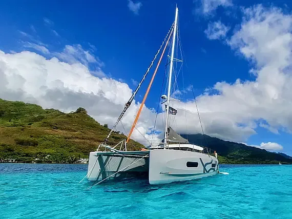 Excess 11 in Papeete, Tahiti / Papeete - image 1