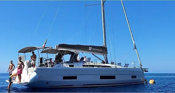 Dufour 470 in Sicily / Furnari / Marina Portorosa - image 1