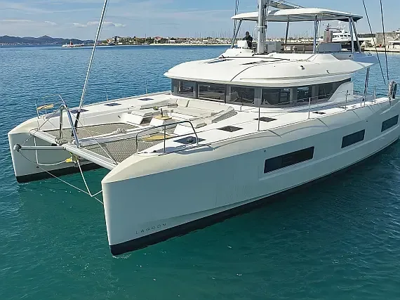Lagoon 55 in Split / Port of Split / West Harbour - image 1
