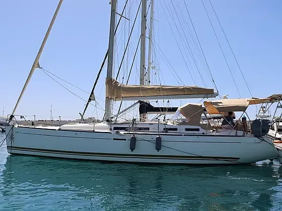 Dufour 455 Grand Large in Ibiza / Santa Eulària des Riu / Marina Santa Eulalia - image 1