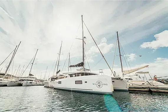 Lagoon 42 in Šibenik / D-Marin Marina Mandalina - image 1