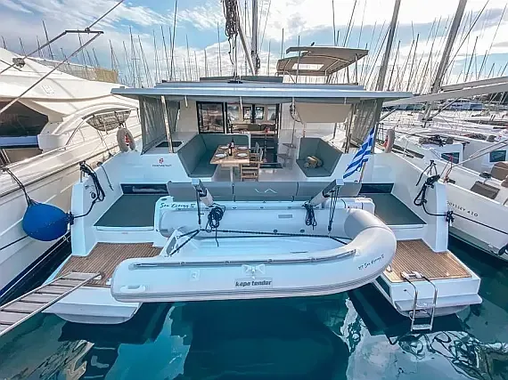 Lucia 40 in Pula / Marina Polesana - image 1