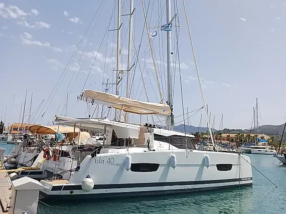 Isla 40 in Preveza Main Port - image 1