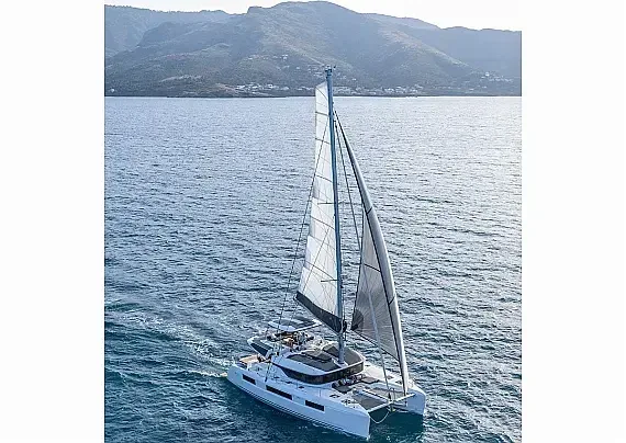 Lagoon 51 in Mykonos / Port of Mykonos - image 1