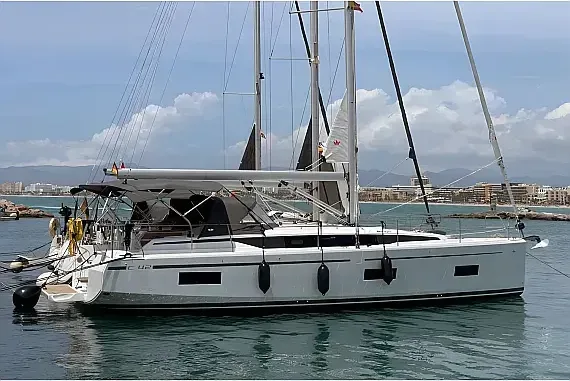 Bavaria C42 in Mallorca / Palma de Mallorca / Palma - image 1