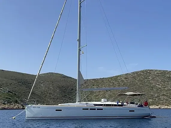 Sun Odyssey 519 in Talamone Port - image 1