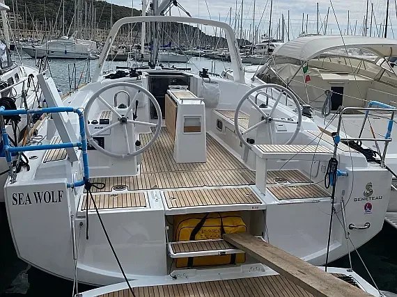 Oceanis 38.1 in Punta Ala - image 1