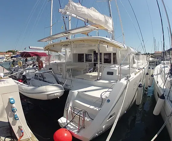 Lagoon 450 in Medulin / Marina Medulin - image 1