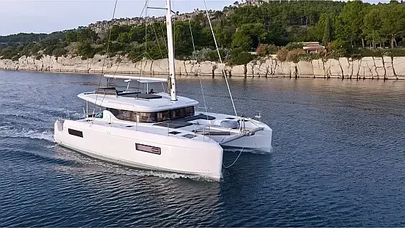 Lagoon 43 in Split / Port of Split / West Harbour - image 1