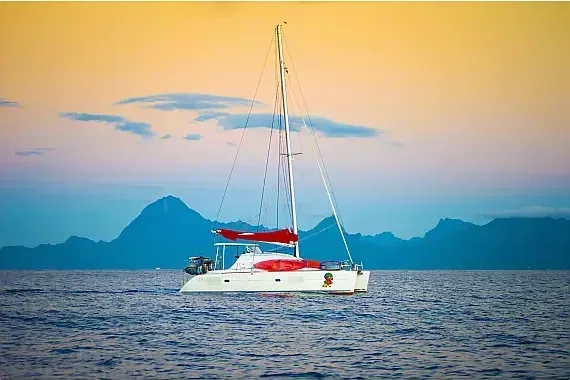 Lagoon 380 S2 in Papeete, Tahiti / Papeete - image 1