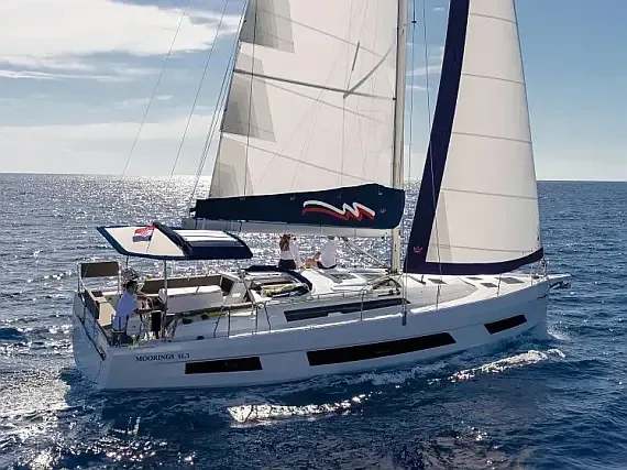Dufour 41 in Tortola / Road Town / Wickhams Cay II Marina - image 1