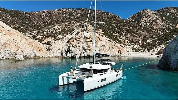 Lagoon 42 in Athens / Alimos Marina - image 1