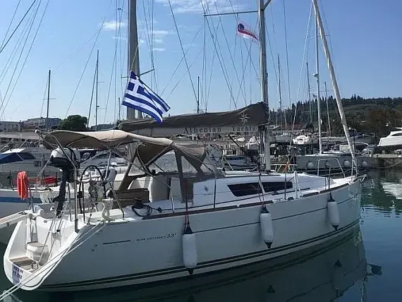 Sun Odyssey 33i in Athens / Marina Delta Kallithea - image 1