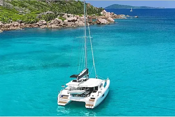Lagoon 42 in Eden Island / Mahe, Victoria / Eden Island Marina - image 1