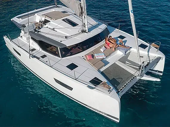 Astréa 42 in Šibenik / D-Marin Marina Mandalina - image 1