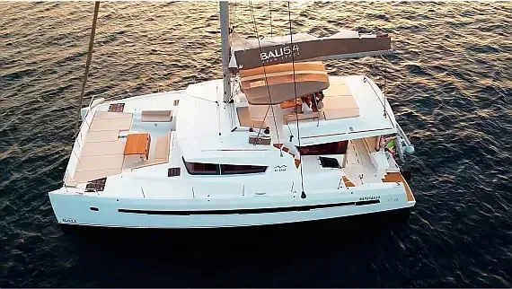 Bali 5.4 in Salerno / Marina d'Arechi - image 1