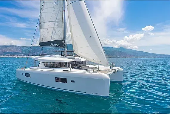 Lagoon 42 in Preveza Main Port - image 1