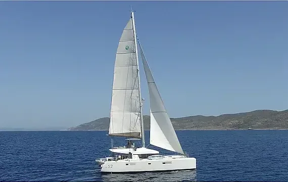 Lagoon 52 in Lavrion / Olympic Marina - image 1