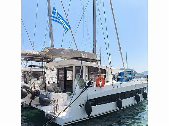 Bali Catsmart in Lefkada / Marina Perigiali - image 1