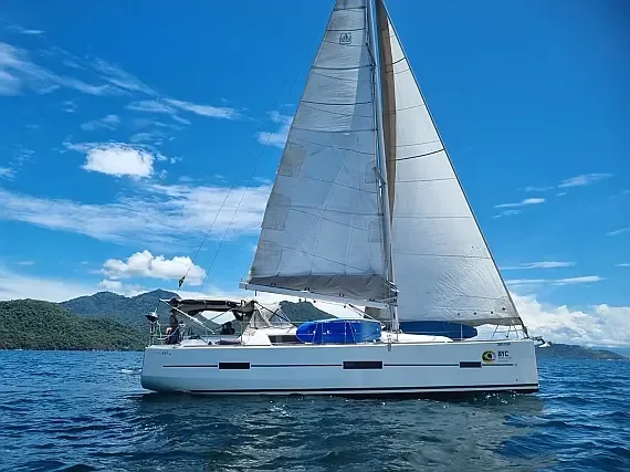 Dufour 410 Grand Large in Jacuecanga, Angra dos Reis (RJ) / BR Marinas Verolme - image 1