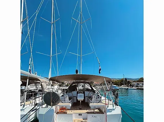 Bavaria C38 in Novi Vinodolski / Marina Novi - image 1