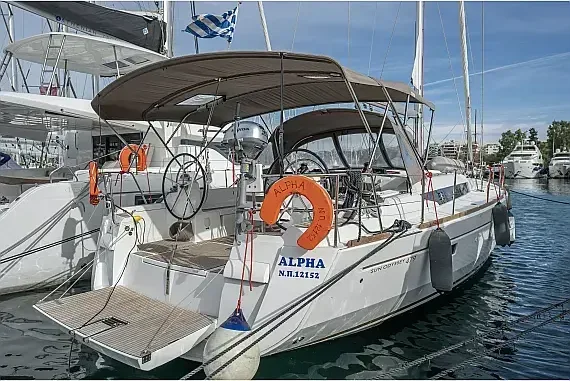 Sun Odyssey 479 in Corfu / Mpenitses / Marina Benitses - image 1