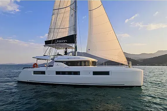 Lagoon 50 in Lefkada / D-Marin Marina Lefkas - image 1