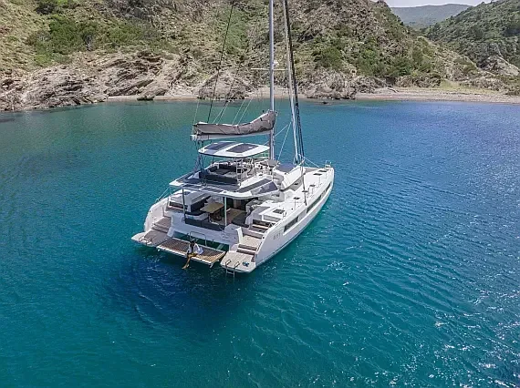 Lagoon 51 in Athens / Alimos Marina - image 1