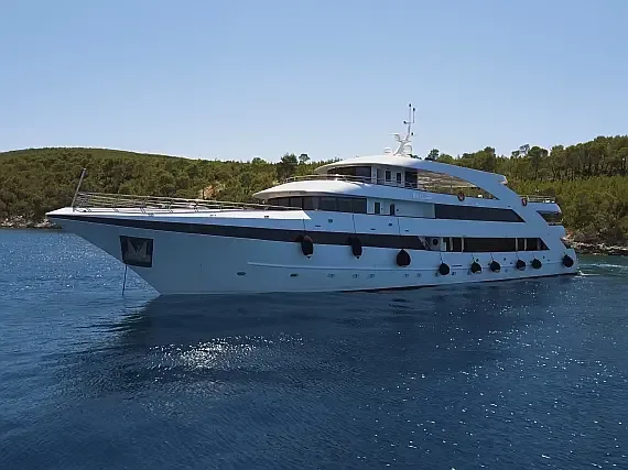 Luxury Motor Yacht in Dubrovnik / Port Dubrovnik - image 1
