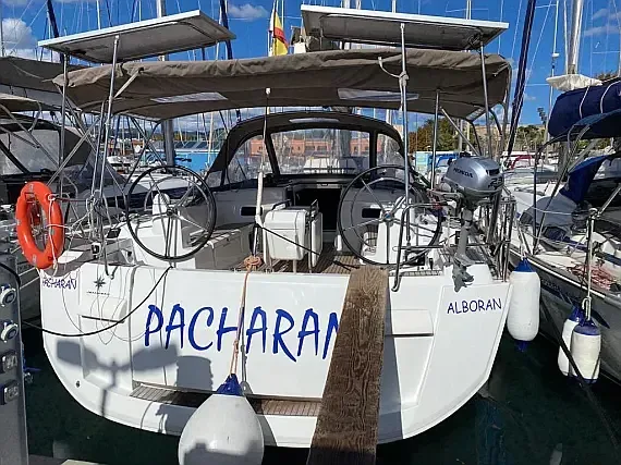 Sun Odyssey 519 in Mallorca / Palma de Mallorca / La Lonja Marina Charter - image 1