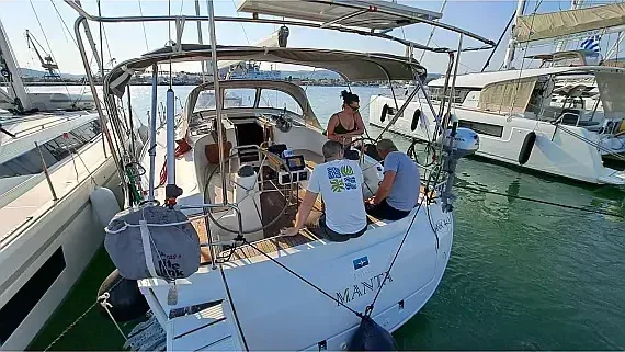 Bavaria Cruiser 40 in Volos / Port of Volos - image 1