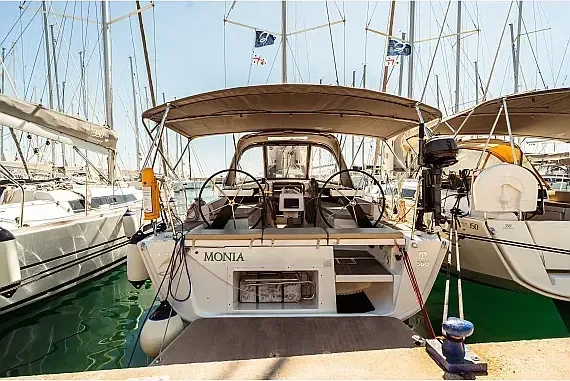 Dufour 360 Grand Large in Sardinia / Portisco / Marina di Portisco - image 1