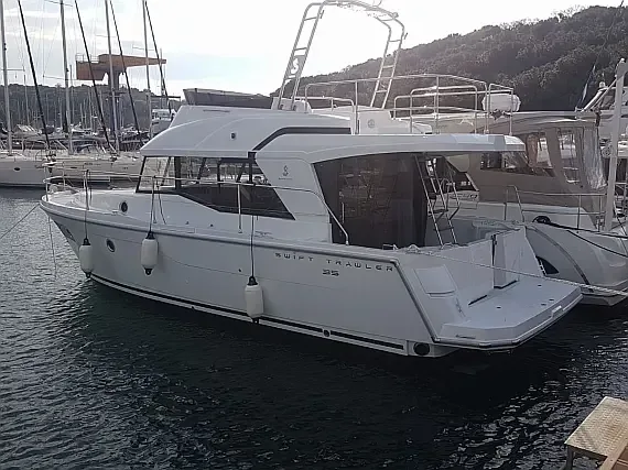 Swift Trawler 35 in Pula / Tehnomont Marina Veruda - image 1