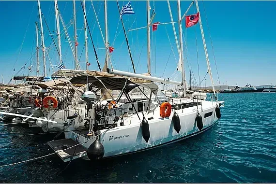 Sun Odyssey 350 in Preveza Main Port - image 1