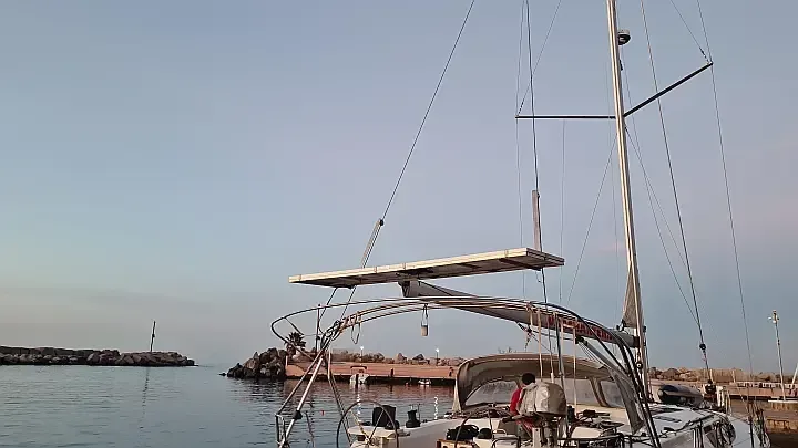 Bavaria Cruiser 51 in Sicily / Furnari / Marina Portorosa - image 1
