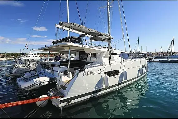Elba 45 in Seget Donji / Marina Baotić - image 1
