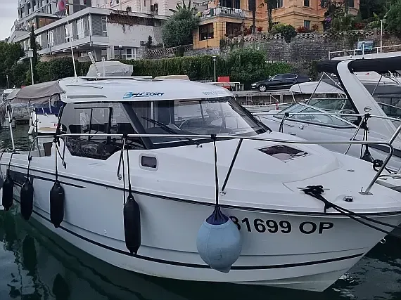 Merry Fisher 795 in Opatija / Marina Admiral - image 1