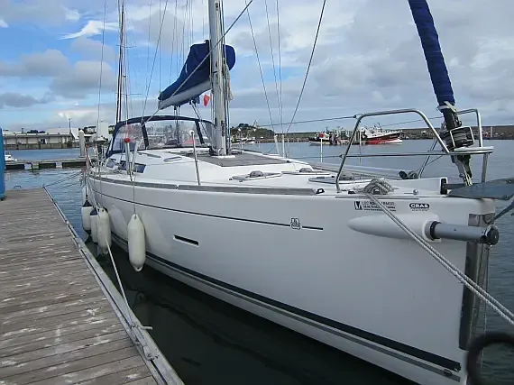 Dufour 445 Grand Large in Saint-Quay-Portrieux / Port d'Armor - image 1
