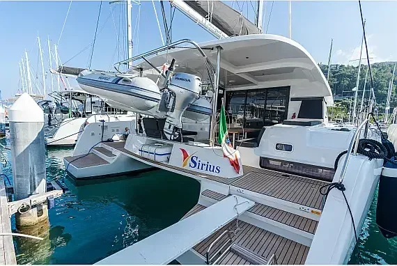 Lagoon 42 in Sicily / Castellammare del Golfo / Porto di Castellammare del Golfo - image 1