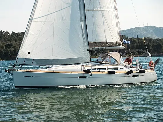 Sun Odyssey 42 i in Volos / Port of Volos - image 1