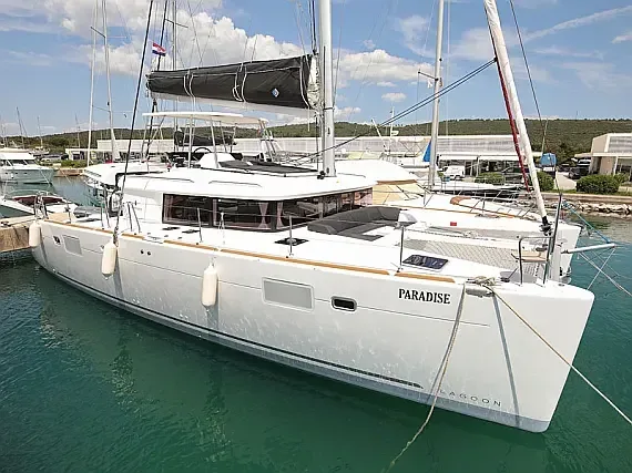 Lagoon 450 in Sukošan / D-Marin Dalmacija Marina - image 1