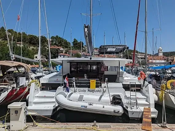 Astréa 42 in Primošten / Marina Kremik - image 1