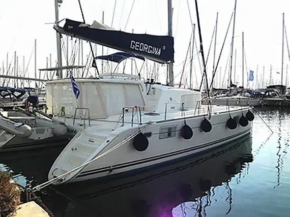 Lagoon 440 in Athens / Alimos Marina - image 1