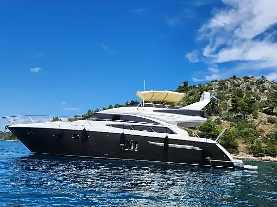 Princess 62 in Podstrana / Marina Lav - image 1