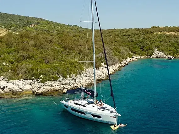 Dufour 44 in Grenada / St. George's / Port Louis Marina - image 1