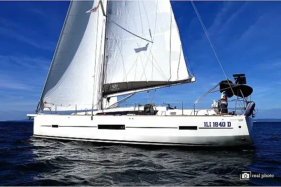 Dufour 520 Grand Large in Puntone / Marina di Scarlino - image 1